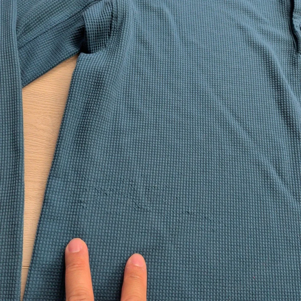 Lululemon Henley Long Sleeve Shirt Mens Large Blue Waffle Knit‎